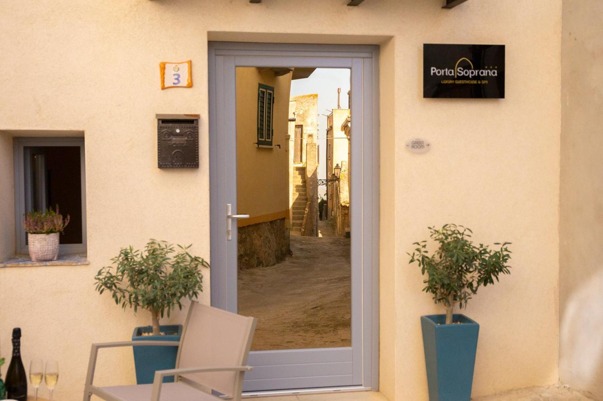 Porta Soprana Luxury Guest House & Spa Sclafani Buitenkant foto